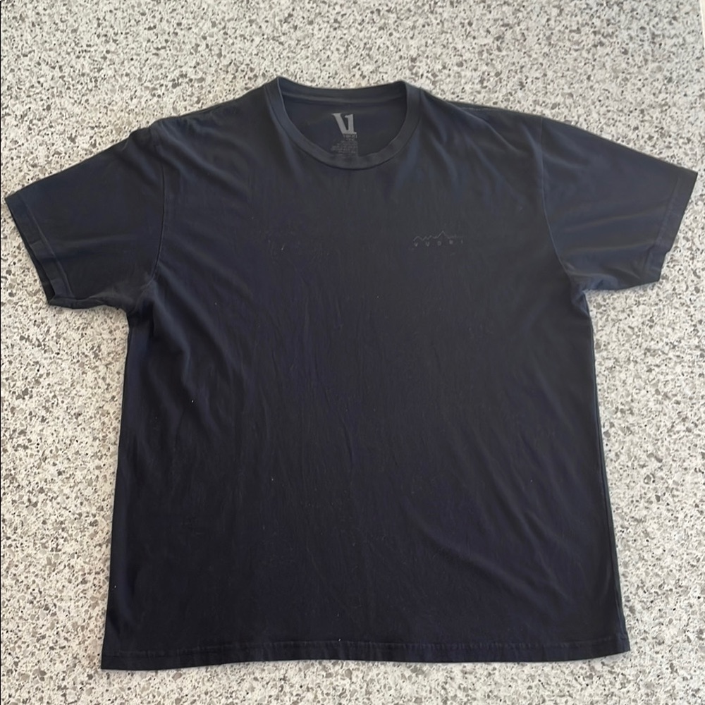 Men’s Vuori Tee